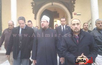 وزيرا الأثار والأقاف يتفقدان متحف قصر محمد علي