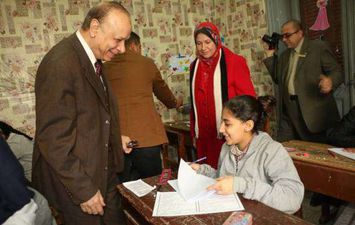  محافظ القاهرة: امتحانات الشهادة الإعدادية في مستوى الطالب ا