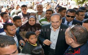  الدكتور أيمن عبد المنعم، محافظ سوهاج،