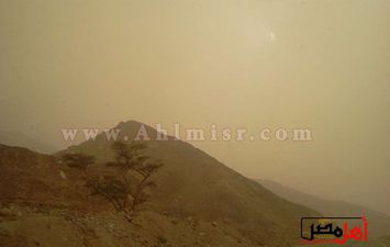 رياح وعواصف ترابية تغطي مدن جنوب سيناء