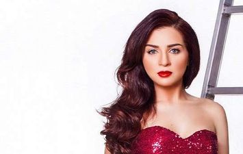 مي عز الدين 