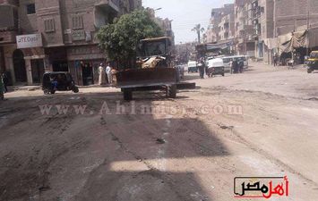 حملة مكبرة لرفع الطبقة الطينية