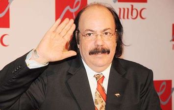 الفنان طلعت زكريا