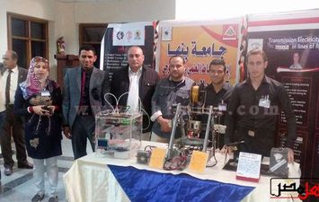 طلاب جامعة بنها