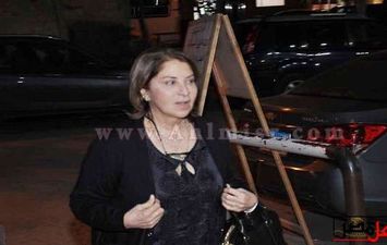 بوسى في عزاء عادل صادق