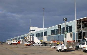 مطار أديليد في أستراليا