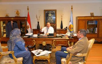 محافظ أسيوط يعلن تنفيذ خطة تنمية الموارد الذاتية للمحافظة