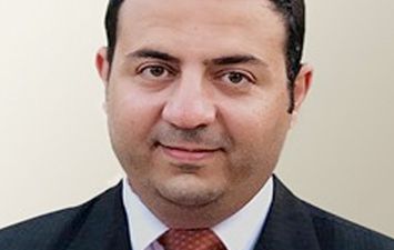 الدكتور إسلام شوقي الخبير الاقتصادي