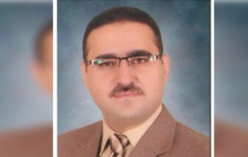الدكتور محمد حلمى