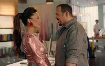 مشاكل بين هشام عباس وملكة جمال مصر 