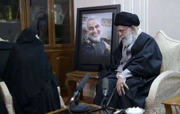 المرشد الإيراني من داخل منزل &quot;سليماني