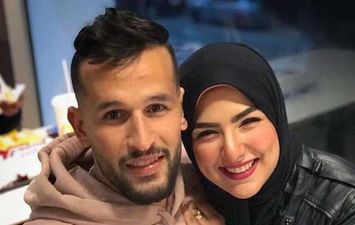 محمود حمد لاعب المصري يتوسل الي زوجته للعودة الي عش الزوجية