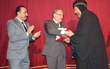 محافظ المنيا يشهد احتفالية قصر الثقافة بعيد الميلاد المجيد