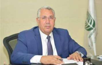 السيد القصير وزير الزراعة واستصلاح الأراضي