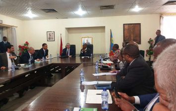 اجتماع وزير الكهرباء مع الوفد الكونغو