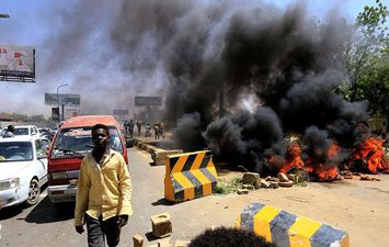 اعتصامات السودان (رويترز)