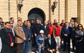 وزير السياحة والآثار يزور كنيسة ودير العذراء بالمنيا