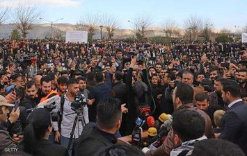 أكراد العراق يتظاهرون في ساحة آزادي وسط السليمانية