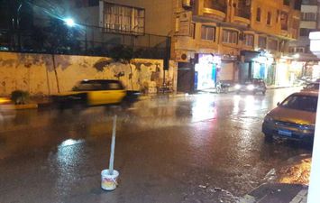 أمطار غزيرة بالإسكندرية 