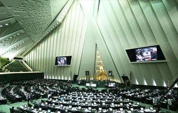 إيران تنتخب برلمانًا جديدًا