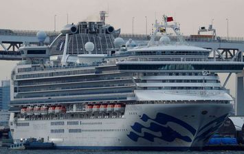 الإذاعة اليابانية: وفاة شخصين من ركاب السفينة السياحية جراء كورونا