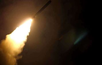 الدفاع الجوي السوري يتصدى لصواريخ معادية 