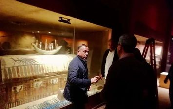 الدكتور مصطفى وزيري يتفقد متحف الغردقة