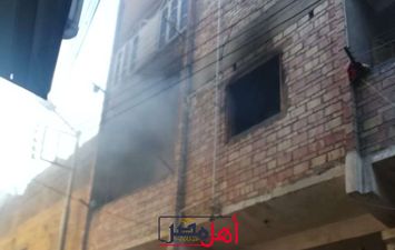 المنزل الذي اندلع به الحريق في شارع المحطة بدشنا في قنا