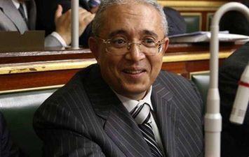 النائب ياسر عمر ، وكيل لجنة الخطة والموازنة بالبرلمان