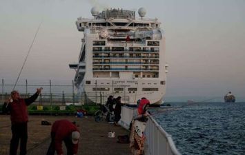 اليابان تسجل رابع وفاة من ركاب السفينة &quot;دياموند برنسيس&quot; الموبوءة بفيروس كورونا