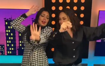 رقص رانيا يوسف مع إنجي علي