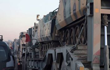 قافلة لتعزيزات عسكرية تركية في منطقة إدلب (Reuters )