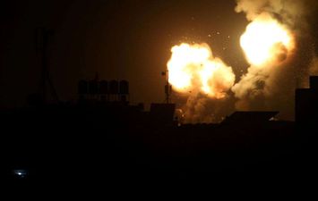 قصف غزة (REUTERS )