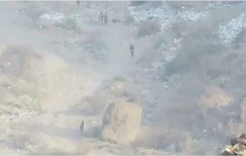لحظة فرار الحوثيين (المركز الإعلامي للقوات المسلحة اليمنية&rlm;)