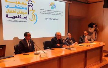 مؤتمر صحفي لإعلان تفاصيل مؤتمر الإسكندرية الدولى لعلاج السرطان 