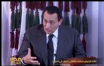 مبارك في اخر لقاء مع اهالي اسوان