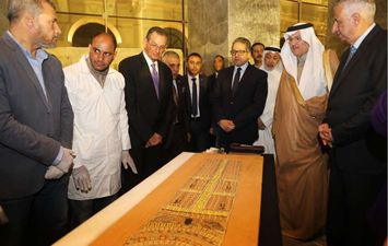 وزير السياحة والآثار بمتحف الآثار بالعاصمة الإدارية الجديدة