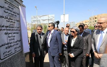 افتتاح  مشروع اتوبيسات الخدمة المميزة لربط مدينتي  6 اكتوبر  والشيخ زايد بجامعة القاهرة 