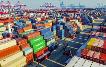 انخفاض حجم التجارة الخارجية الصينية بسبب كورونا