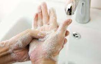 تنظيف الأيدي