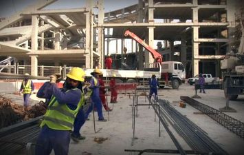 عمال البناء في قطر