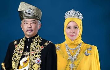 وضع ملك ماليزيا وزوجته تحت الحجر الصحي