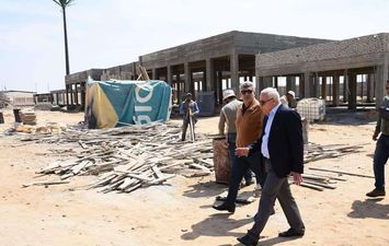 الغضبان يتفقد مجمع المواقف الجديد ببورسعيد