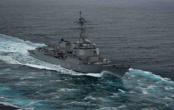   المدمرة الأمريكية "يو اس اس كيد