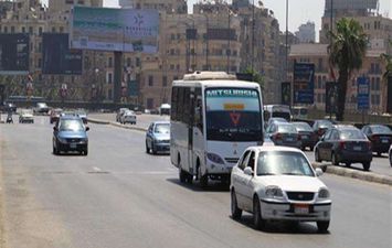 .انتظام الحركة المرورية بشوارع القاهرة والجيزة