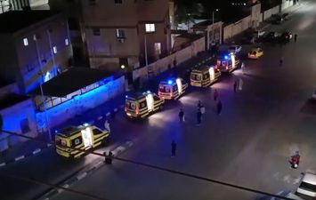 لحظة نقل 5 إصابات جديدة بكورونا من أمام مستشفى حميات بورسعيد