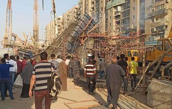 انهيار كبوير تحت الإنشاء بميدان الساعة بمحافظة القاهرة 