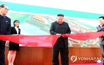 بعد أنباء وفاته زعيم كوريا الشمالية يظهر لأول مرة منذ 20 يوما