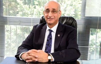 حسانين توفيق رئيس لجنة الاتصالات بجمعية رجال الأعمال 