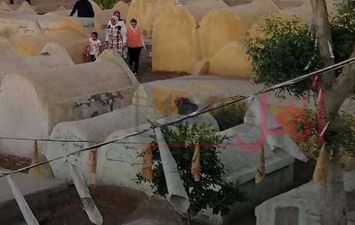 زيارة المقابر في عيد الفطر بدمنهور 